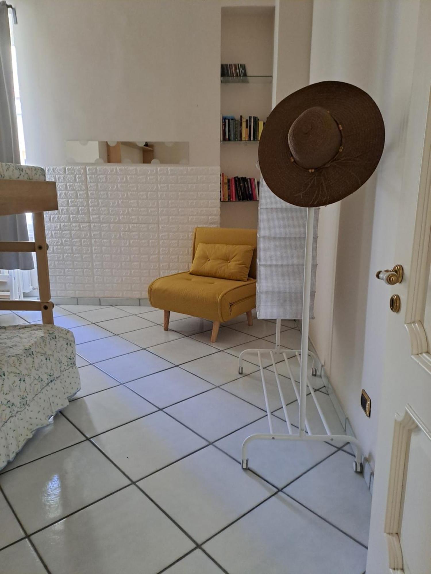 Grimaldi Apartment Salerno Exterior photo